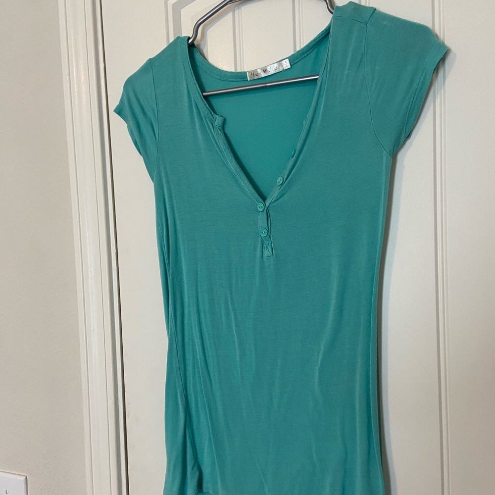 Laura boutique top basic t shirt